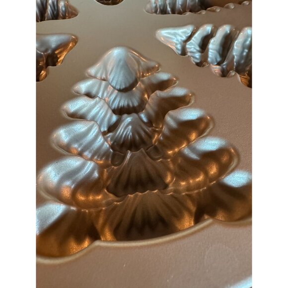 Nordicware Evergreen Trees Cakelet Pan - Picture 4 of 4